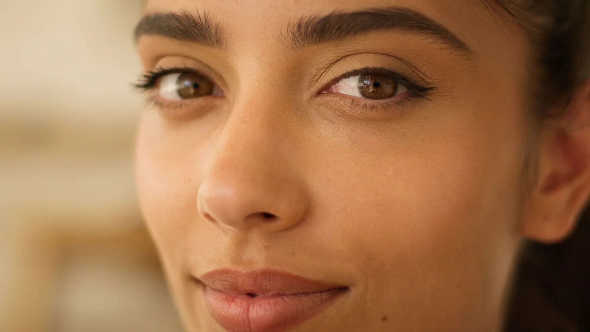 Why “Fingers First” Skincare Works. Dr Ahmed’s Expert Advice for Barrier-Healthy, Radiant Skin
