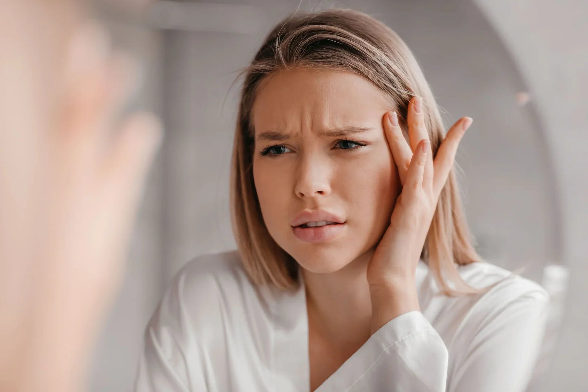 Tired of dull skin? Discover facial tightening with EMFACE